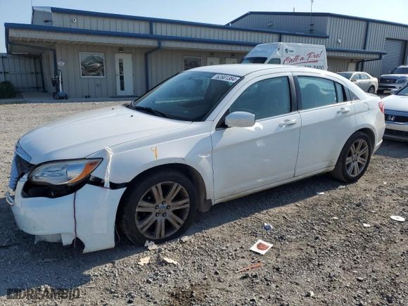 2013 Chrysler 200 Touring with VIN 1C3CCBBBXDN570387, listed as a Copart auction lot 62681384 with 0 mi miles and Salvage Title. Bid and sale history available at carsss.com. Image 1.