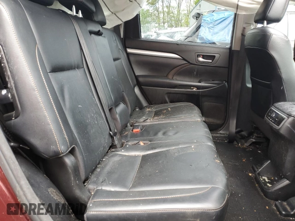 2018 Toyota Highlander SE with VIN 5TDJZRFH0JS874049, listed as a Copart auction lot 54959505 with 92,561 mi miles and Salvage title. Bid and sale history available at DreamBid. Image 11.