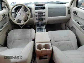 2010 Ford Escape XLT с VIN 1FMCU0D72AKD21676, выставлен на аукционе Copart как лот 55268255 с пробегом 172 355 миль миль и Списание • Salvage title. История ставок и продаж доступна на DreamBid. Изображение 8.