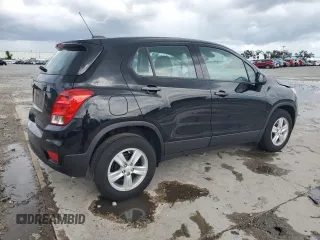 2020 Chevrolet Trax LS with VIN KL7CJKSB0LB052447, listed as a Copart auction lot 59269385 with 21,311 mi miles and Non repairable. Bid and sale history available at DreamBid. Image 3.