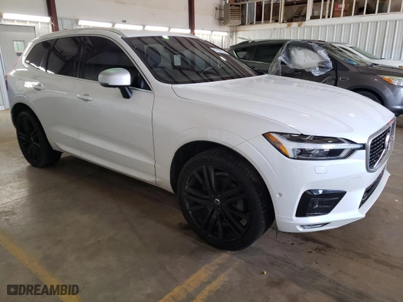 2018 Volvo XC60 R-Design with VIN YV4A22RM1J1036921, listed as a Copart auction lot 57869633 with 96,975 mi miles. Bid and sale history available at carsss.com. Image 4.
