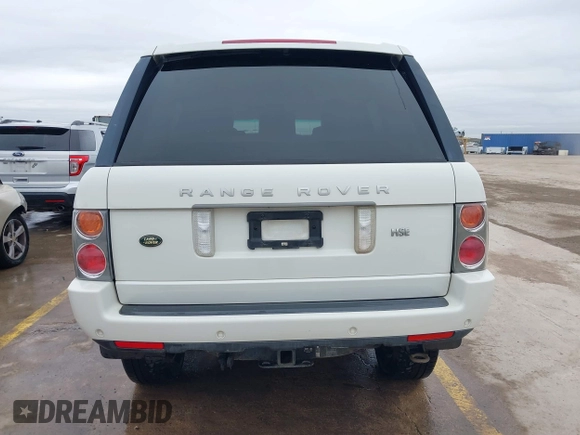 2005 Land Rover Range Rover HSE with VIN SALME11425A188699, listed as a IAAI auction lot 41192698 with 161,020 mi miles and . Bid and sale history available at DreamBid. Image 16.
