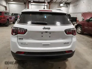 2024 Jeep Compass Latitude Lux z VIN 3C4NJDFN0RT127036, wystawiony jako Copart lot #41433235 z przebiegiem 2 361 mil mil oraz Szkoda całkowita • Salvage title. Historia ofert i sprzedaży dostępna na DreamBid. Obrazek 6.