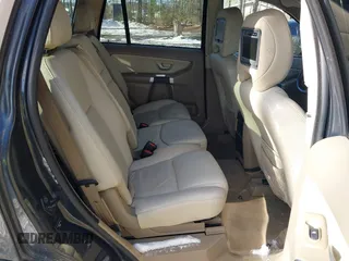 2010 Volvo XC90 I6 with VIN YV4982CZ5A1550406, listed as a IAAI auction lot 41390023 with 205,774 mi miles and . Bid and sale history available at carsss.com. Image 8.