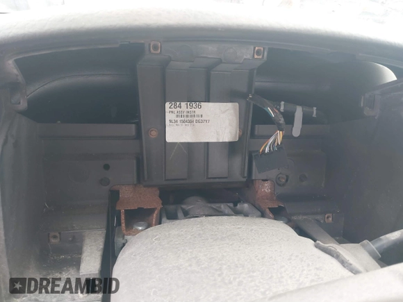 2009 Ford F-150 XL with VIN 1FTRF12W29KA68508, listed as a IAAI auction lot 41662633 with 105,652 mi miles and . Bid and sale history available at DreamBid. Image 7.