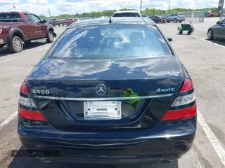 2008 Mercedes-Benz S 5.5L V8 with VIN WDDNG86X58A185159, listed as a IAAI auction lot 42221426 with 186,516 mi miles. Bid and sale history available at carsss.com. Image 16.