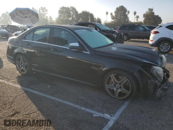 2009 Mercedes-Benz C 63 AMG with VIN WDDGF77X89F245590, listed as a Copart auction lot 75036764 with 243,430 mi miles and Salvage Title. Bid and sale history available at DreamBid. Image 4.
