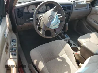 2002 Toyota Tacoma PreRunner with VIN 5TEGN92N82Z061712, listed as a Copart auction lot 62583225 with 262,222 mi miles and Clean title. Bid and sale history available at DreamBid. Image 8.