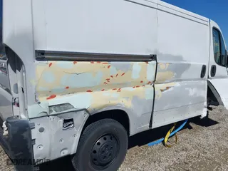 2015 Ram ProMaster Cargo Van with VIN 3C6TRVAG6FE506337, listed as a IAAI auction lot 41806270 with 187,265 mi miles. Bid and sale history available at carsss.com. Image 20.