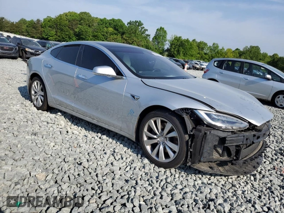 2017 Tesla Model S 60 with VIN 5YJSA1E15HF203248, listed as a Copart auction lot 54923855 with 84,214 mi miles and Salvage title. Bid and sale history available at DreamBid. Image 4.