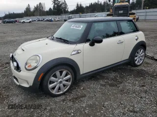 2007 MINI Hardtop S with VIN WMWMF73547TL87545, listed as a Copart auction lot 49746305 with 84,463 mi miles and Clean Title. Bid and sale history available at DreamBid. Image 1.