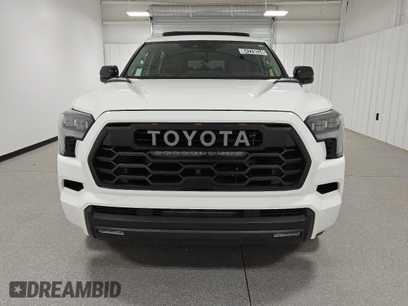 2023 Toyota Sequoia SR5 with VIN 7SVAAABA3PX009599, listed as a Copart auction lot 84229034 with 39,574 mi miles and Clean Title. Bid and sale history available at carsss.com. Image 5.