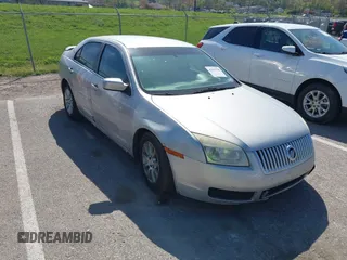 2006 Mercury Milan z VIN 3MEFM07146R611363, wystawiony jako IAAI lot #42047838 z przebiegiem 191 062 mil mil oraz . Historia ofert i sprzedaży dostępna na DreamBid. Obrazek 1.
