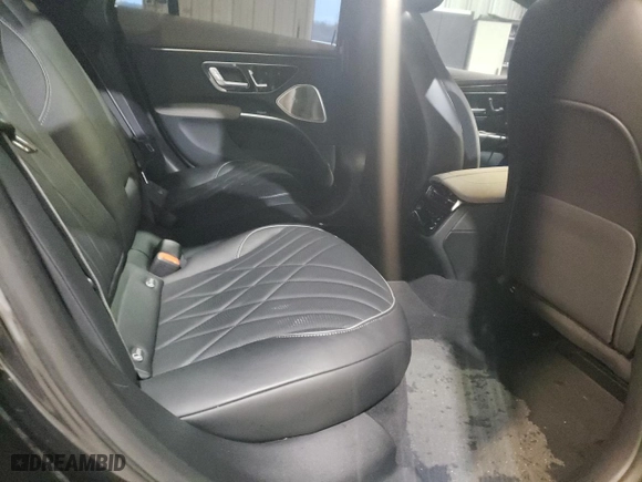 2022 Mercedes-Benz EQS with VIN W1KCG4EB8NA020966, listed as a Copart auction lot 52406925 with 9,507 mi miles and Salvage Title. Bid and sale history available at carsss.com. Image 10.