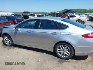2013 Ford Fusion SE z VIN 3FA6P0HR2DR163219, wystawiony jako IAAI lot #42255313 z przebiegiem 86 631 mil mil oraz . Historia ofert i sprzedaży dostępna na DreamBid. Obrazek 14.