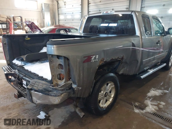 2007 Chevrolet Silverado 1500 1LT with VIN 2GCEK19J671602045, listed as a IAAI auction lot 41538984 with 221,265 mi miles and . Bid and sale history available at DreamBid. Image 6.