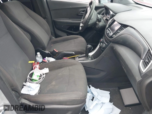 2020 Chevrolet Trax LS with VIN 3GNCJKSBXLL202265, listed as a IAAI auction lot 42462769 with 143,466 mi miles and . Bid and sale history available at DreamBid. Image 5.