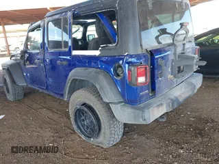 2020 Jeep Wrangler Unlimited Sport Altitude z VIN 1C4HJXDG4LW312551, wystawiony jako IAAI lot #41633675 z przebiegiem 60 097 mil mil oraz . Historia ofert i sprzedaży dostępna na DreamBid. Obrazek 3.