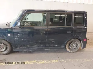 2005 Scion xB z VIN JTLKT334354023177, wystawiony jako IAAI lot #42248114 z przebiegiem 146 412 mil mil oraz . Historia ofert i sprzedaży dostępna na DreamBid. Obrazek 6.