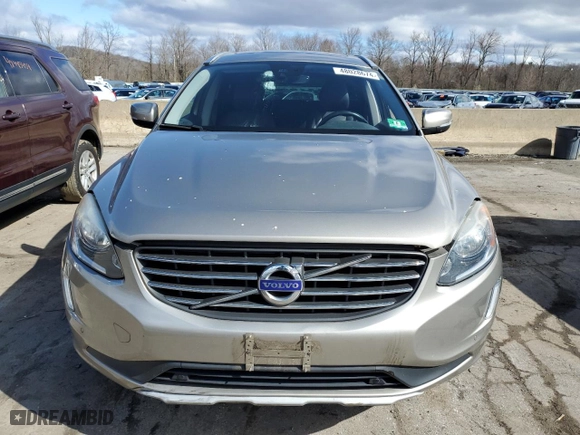 2016 Volvo XC60 T6 Drive-E with VIN YV449MDK0G2879103, listed as a Copart auction lot 48028674 with 0 mi miles. Bid and sale history available at carsss.com. Image 5.