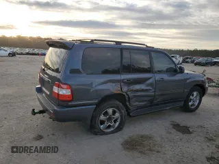 2006 Toyota Land Cruiser with VIN JTEHT05J962083786, listed as a Copart auction lot 84696924 with 210,483 mi miles and Salvage Title. Bid and sale history available at carsss.com. Image 3.
