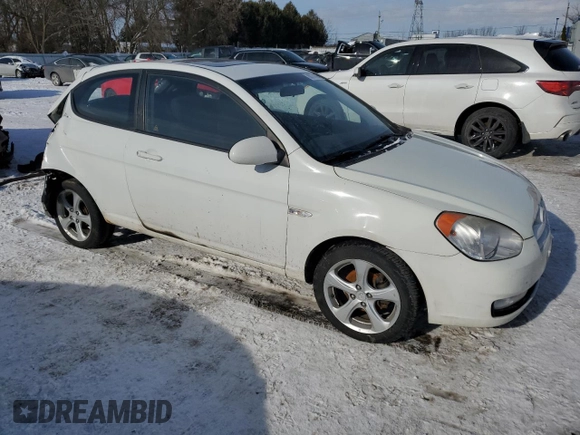 2009 Hyundai Accent Man L with VIN KMHCN35C79U129681, listed as a Copart auction lot 88774595 with 202,956 mi miles and Salvage Title. Bid and sale history available at carsss.com. Image 4.
