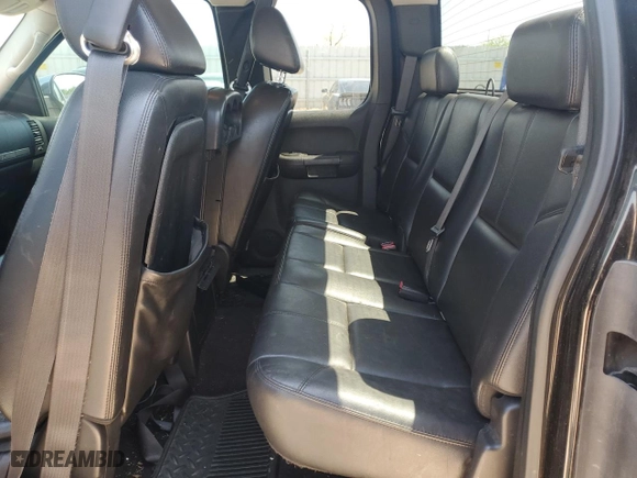 2009 Chevrolet Silverado 1500 LT with VIN 2GCEC29J491124133, listed as a Copart auction lot 51911095 with 247,970 mi miles and Salvage Title. Bid and sale history available at carsss.com. Image 10.