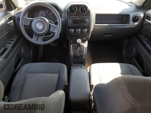 2013 Jeep Patriot Sport z VIN 1C4NJPBAXDD272247, wystawiony jako Copart lot #60102925 z przebiegiem 156 579 mil mil oraz Szkoda całkowita • Salvage title. Historia ofert i sprzedaży dostępna na DreamBid. Obrazek 8.