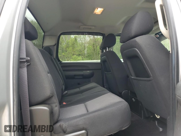2011 Chevrolet Silverado 1500 LT with VIN 3GCPCSE09BG153677, listed as a Copart auction lot 51239145 with 190,606 mi miles and Salvage Title. Bid and sale history available at DreamBid. Image 10.