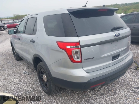 2013 Ford Utility Police Interceptor with VIN 1FM5K8AR1DGC40632, listed as a IAAI auction lot 41944997 with 126,157 mi miles. Bid and sale history available at carsss.com. Image 3.