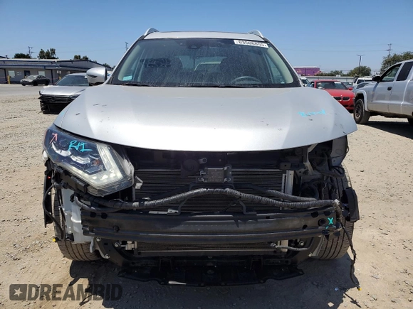 2017 Nissan Rogue SV с VIN 5N1AT2MV3HC749183, выставлен на аукционе Copart как лот 63508855 с пробегом 71 473 миль миль и Списание • Salvage title. История ставок и продаж доступна на DreamBid. Изображение 5.