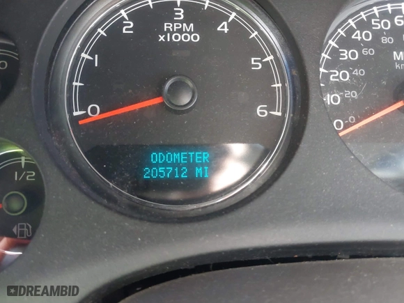 2012 Chevrolet Suburban LT with VIN 1GNSCJE09CR204947, listed as a IAAI auction lot 41501416 with 205,712 mi miles. Bid and sale history available at carsss.com. Image 15.