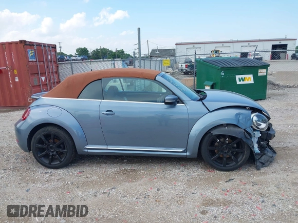 2019 Volkswagen Beetle S with VIN 3VW5DAAT2KM508489, listed as a IAAI auction lot 42539059 with Not provided miles and . Bid and sale history available at DreamBid. Image 13.