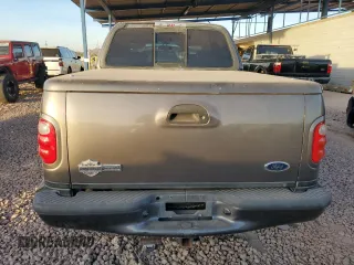 2002 Ford F-150 Harley Davidson with VIN 1FTRW07332KE04049, listed as a Copart auction lot 84742654 with 287,346 mi miles and Salvage Title. Bid and sale history available at carsss.com. Image 6.