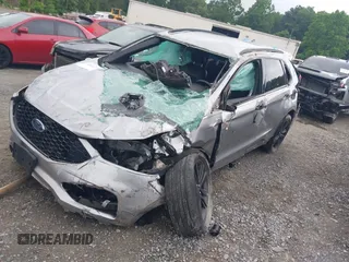 2020 Ford Edge SEL with VIN 2FMPK3J94LBB42230, listed as a IAAI auction lot 42301179 with Not provided miles and . Bid and sale history available at DreamBid. Image 17.