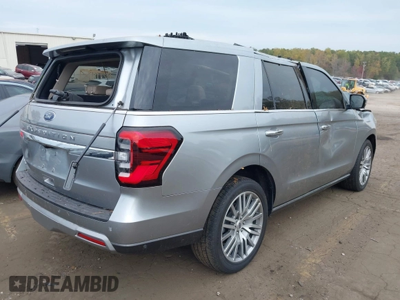 2022 Ford Expedition Limited with VIN 1FMJU1KT4NEA05973, listed as a IAAI auction lot 40744166 with 22,852 mi miles. Bid and sale history available at carsss.com. Image 4.