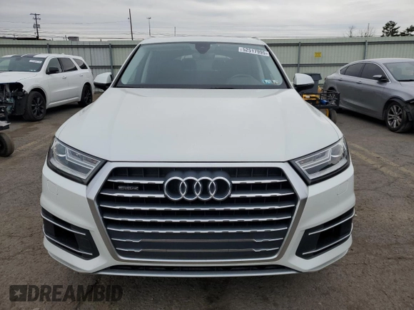 2017 Audi Q7 Premium Plus with VIN WA1LAAF7XHD025815, listed as a Copart auction lot 52517995 with 129,169 mi miles and Clean Title. Bid and sale history available at carsss.com. Image 5.