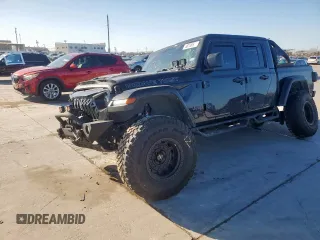 2022 Jeep Gladiator Mojave z VIN 1C6JJTEG6NL164679, wystawiony jako Copart lot #48746505 z przebiegiem 35 820 mil mil oraz Szkoda całkowita • Salvage title. Historia ofert i sprzedaży dostępna na DreamBid. Obrazek 1.