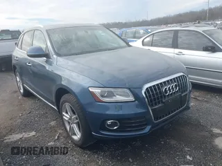 2015 Audi Q5 Premium Plus with VIN WA1LFAFP0FA074585, listed as a IAAI auction lot 41604684 with 67,655 mi miles. Bid and sale history available at carsss.com. Image 1.