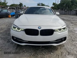 2018 BMW 3 Series 330i with VIN WBA8B9C50JK676945, listed as a Copart auction lot 89179095 with 82,314 mi miles and Salvage title. Bid and sale history available at DreamBid. Image 5.
