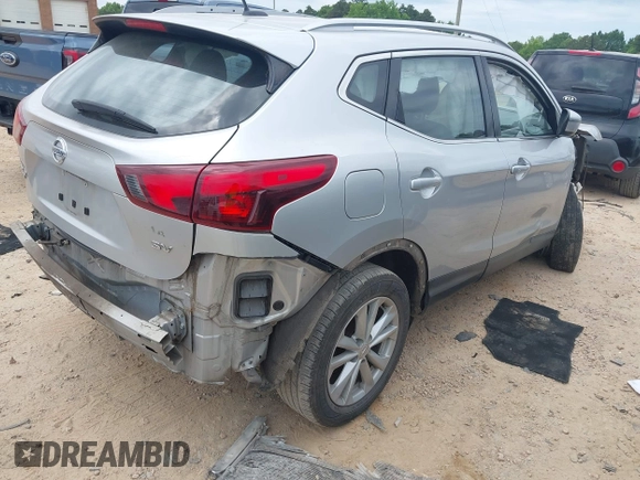 2017 Nissan Rogue SV with VIN JN1BJ1CP4HW011373, listed as a IAAI auction lot 42314757 with 236,741 mi miles and . Bid and sale history available at DreamBid. Image 4.