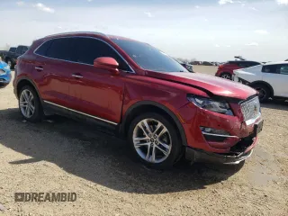 2019 Lincoln MKC Reserve z VIN 5LMTJ3DH6KUL39670, wystawiony jako Copart lot #52692875 z przebiegiem 39 235 mil mil oraz Szkoda całkowita • Salvage title. Historia ofert i sprzedaży dostępna na DreamBid. Obrazek 4.