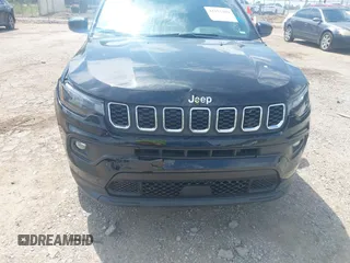 2024 Jeep Compass Latitude with VIN 3C4NJDBN4RT119513, listed as a IAAI auction lot 42153389 with 27,635 mi miles and . Bid and sale history available at carsss.com. Image 6.