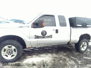 2012 Ford Super Duty F-250 SRW XL with VIN 1FT7X2B61CED13945, listed as a IAAI auction lot 41662333 with 196,509 mi miles. Bid and sale history available at carsss.com. Image 14.
