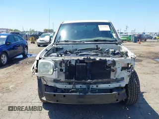 2005 Toyota Tundra Limited z VIN 5TBDT48175S490771, wystawiony jako IAAI lot #42117084 z przebiegiem 233 575 mil mil oraz . Historia ofert i sprzedaży dostępna na DreamBid. Obrazek 12.