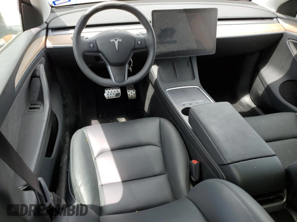 2024 Tesla Model Y Long Range with VIN 7SAYGDEE4RA316722, listed as a Copart auction lot 53207395 with 17,006 mi miles and Salvage title. Bid and sale history available at DreamBid. Image 8.