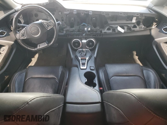 2023 Chevrolet Camaro 2LT z VIN 1G1FD1RS4P0126244, wystawiony jako Copart lot #50182935 z przebiegiem Nie podano mil oraz Czysty tytuł • Clean title. Historia ofert i sprzedaży dostępna na DreamBid. Obrazek 8.