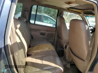 2000 Ford Explorer with VIN 1FMDU64P6YZA48430, listed as a Copart auction lot 44578445 with 305,291 mi miles and Salvage title. Bid and sale history available at DreamBid. Image 11.