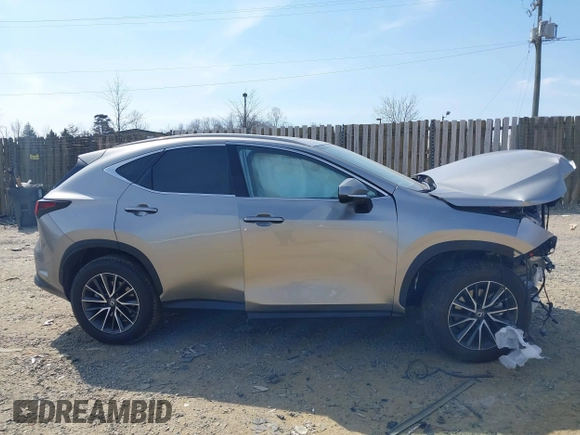 2025 Lexus NX with VIN 2T2GGCEZ0SC073778, listed as a IAAI auction lot 41722618 with 2,929 mi miles. Bid and sale history available at carsss.com. Image 13.