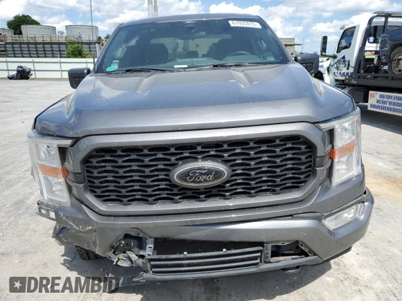 2022 Ford F-150 XL with VIN 1FTFW1E52NFC13829, listed as a Copart auction lot 61935915 with 72,912 mi miles and Salvage title. Bid and sale history available at DreamBid. Image 5.